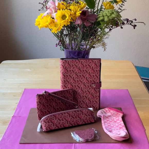 🌸 COACH NOTEBOOK WITH COACH MONOGRAM PRINT 🌸BUNDLE🌸 NWT 🌸 - Picture 9 of 16